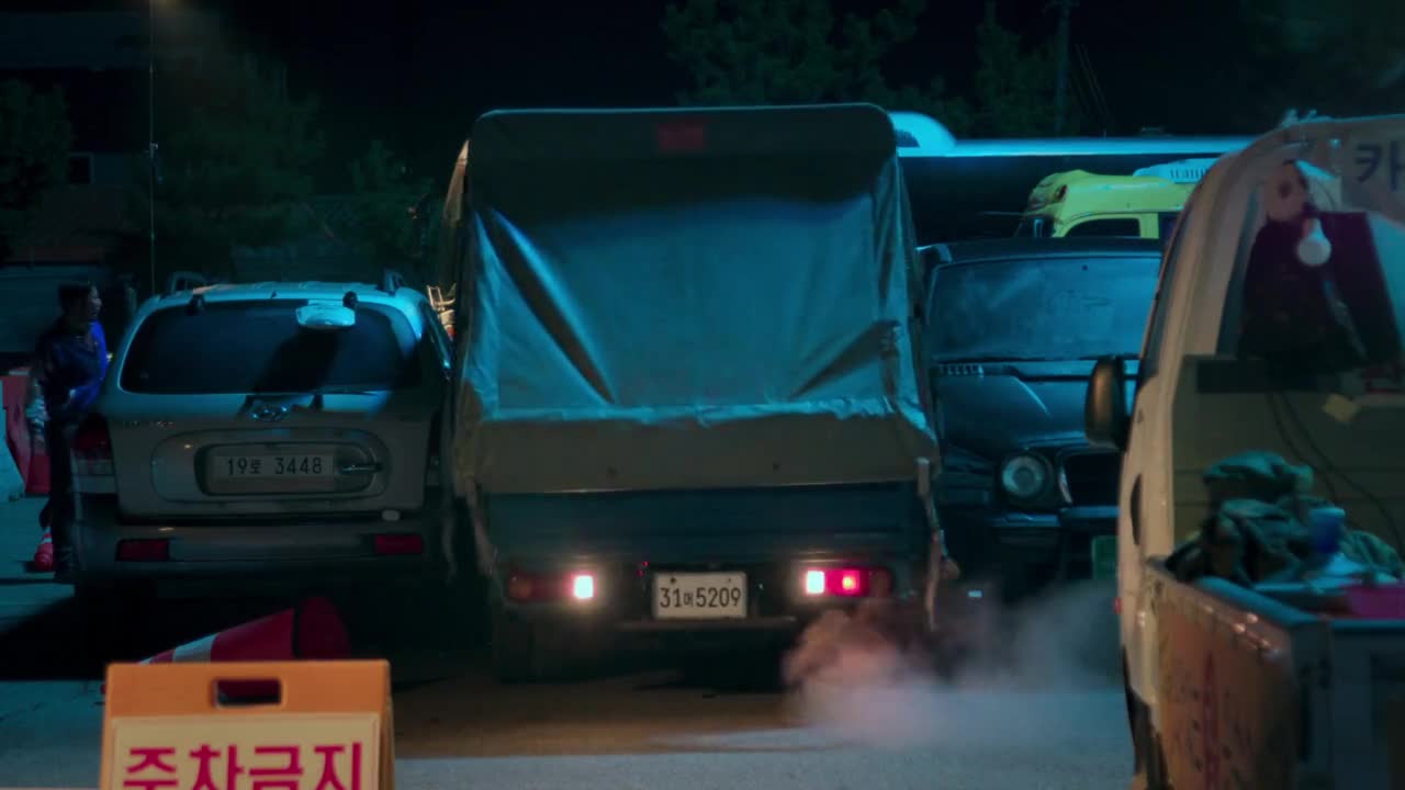 Кадры из сериала Вселенная зомби 4 серия 1 сезон (2023)