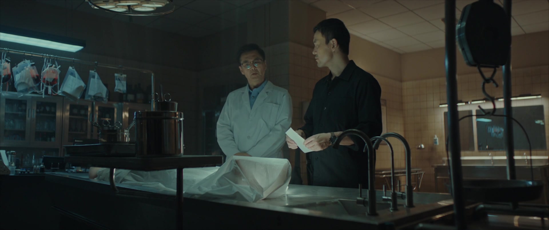 Кадры из сериала Долгая ночь 3 серия 1 сезон (2020)