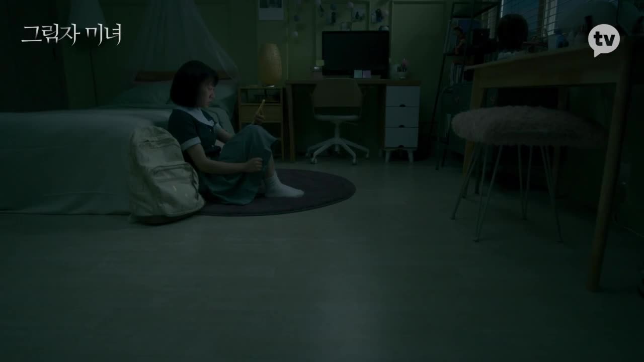 Кадры из сериала Теневая красотка 5 серия 1 сезон (2021)
