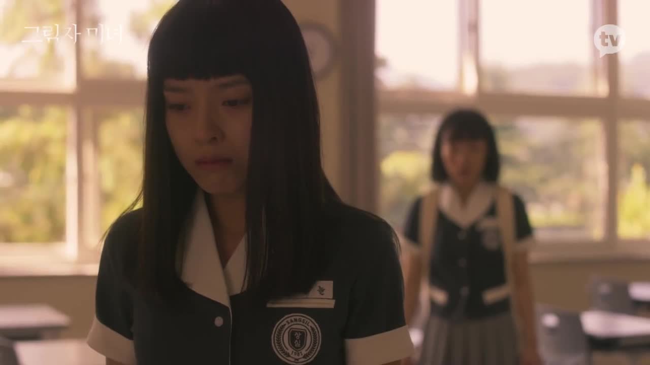 Кадры из сериала Теневая красотка 10 серия 1 сезон (2021)