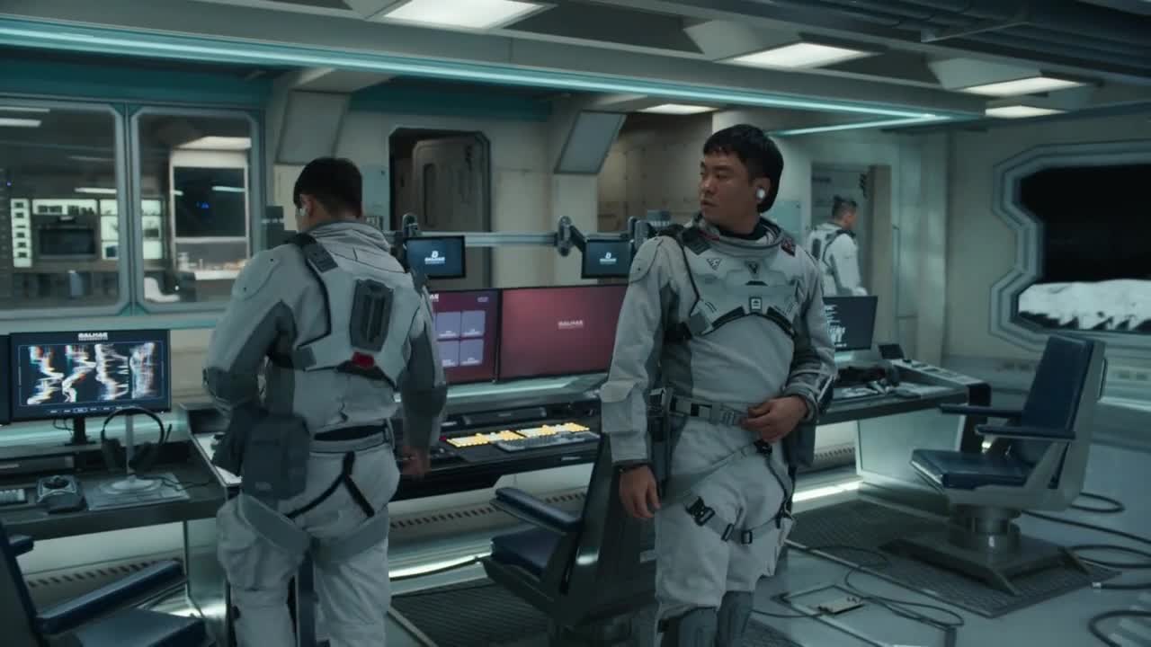 Кадры из сериала Море Спокойствия 3 серия 1 сезон (2021)