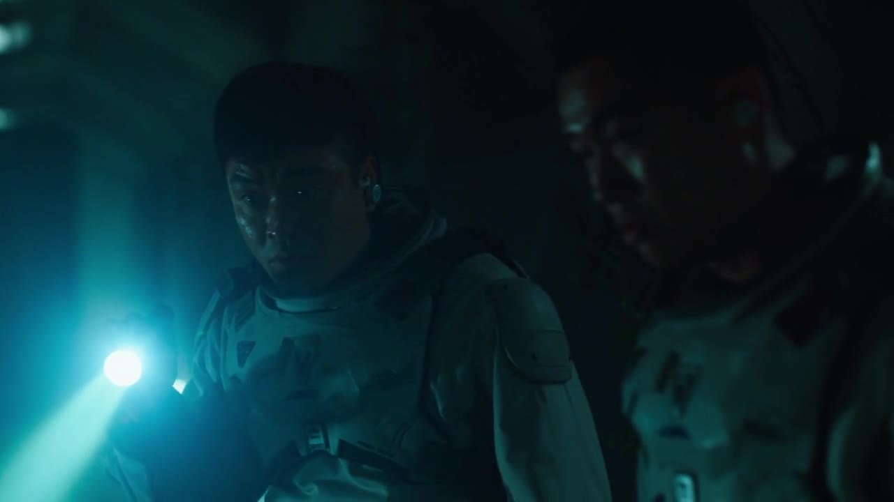 Кадры из сериала Море Спокойствия 5 серия 1 сезон (2021)