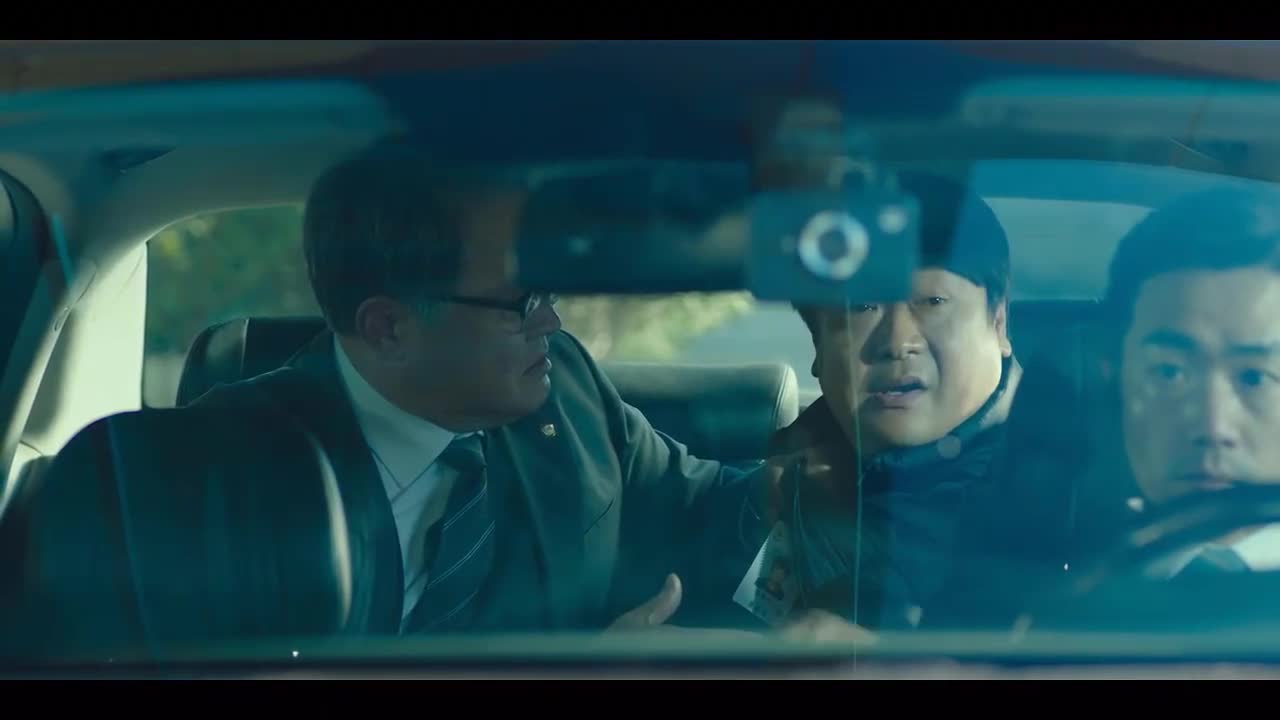 Кадры из сериала Юрфак (2021)