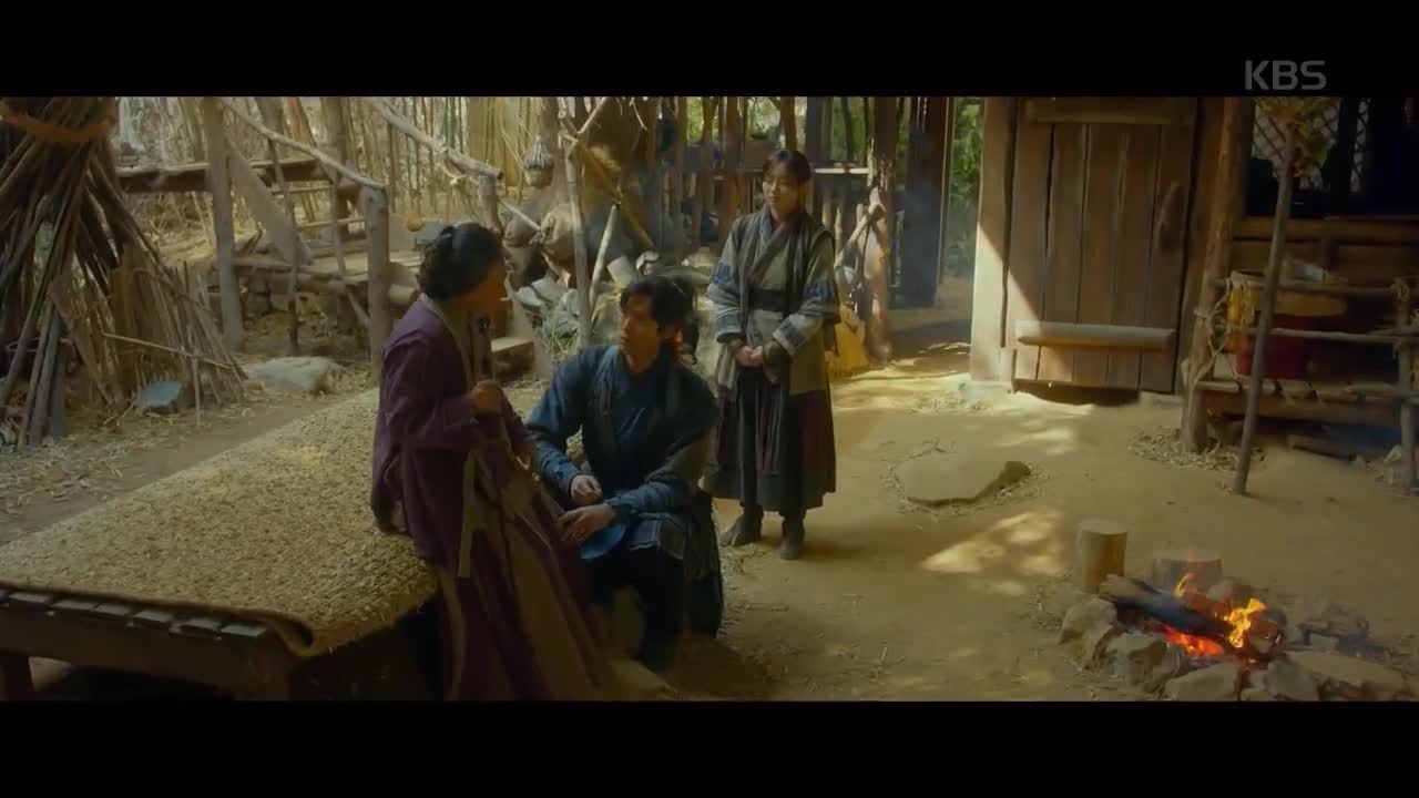 Кадры из сериала Лунная река (2021)