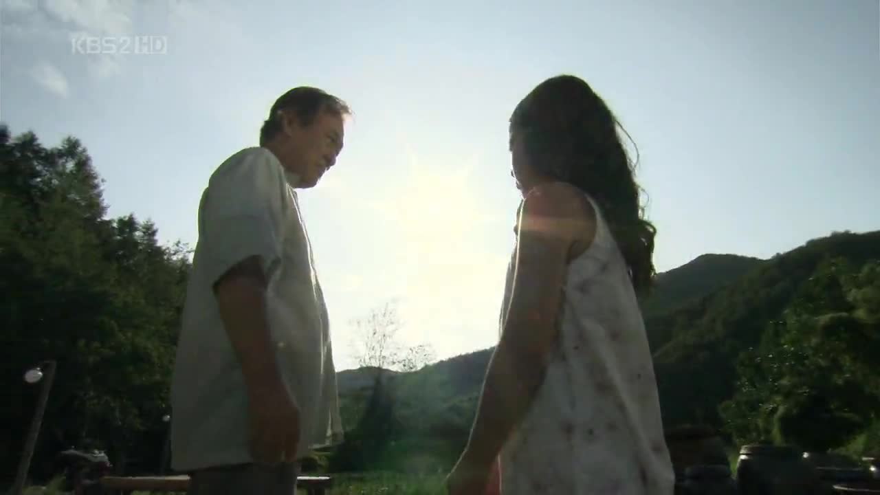 Кадры из сериала Виноградник (2006)